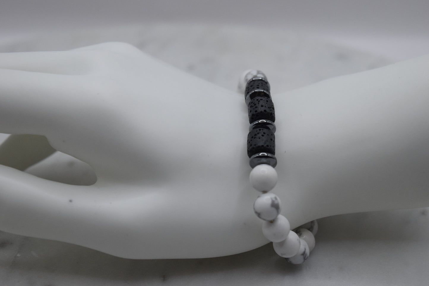 Howlite White