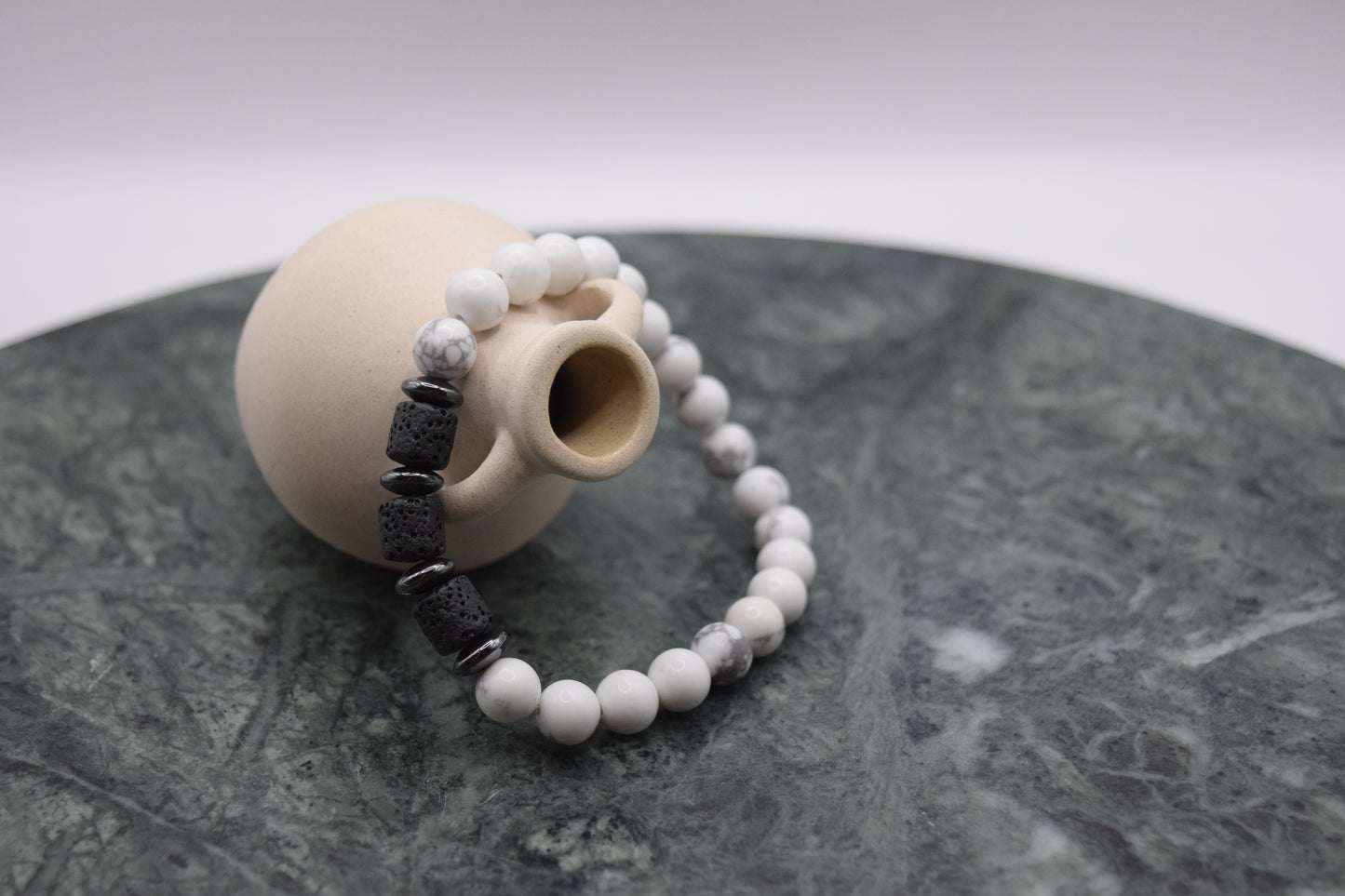Howlite White